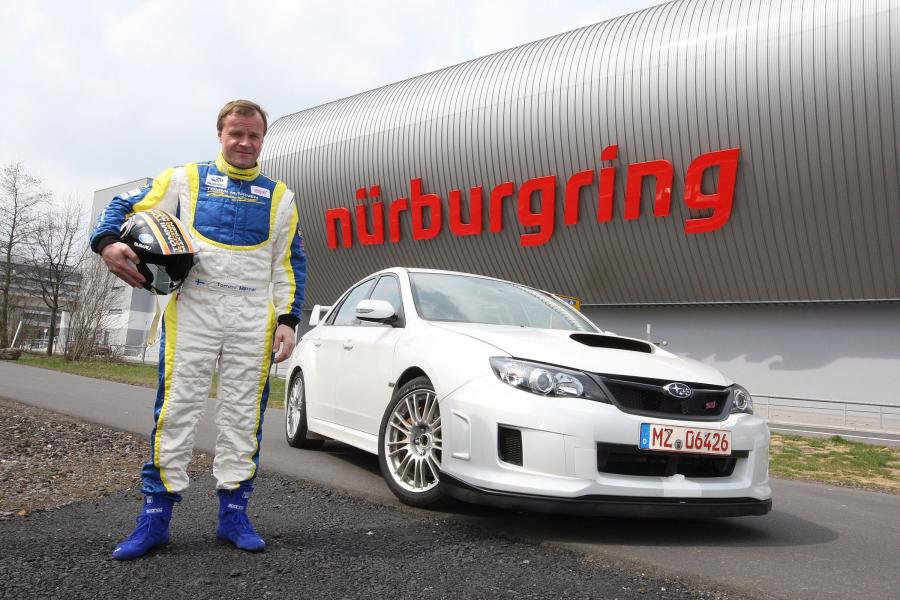 Subaru Impreza WRX STi at Nurburgring 2011 года  (фото 2 из 17)